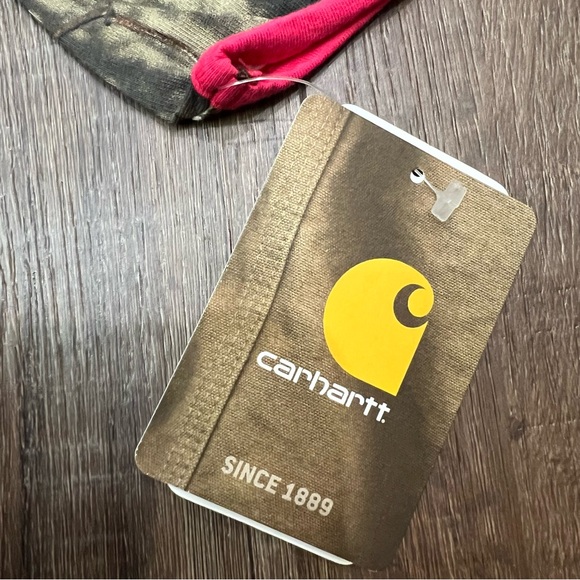 New Carhartt camo and pink deer onesie long sleeve - Picture 5 of 6